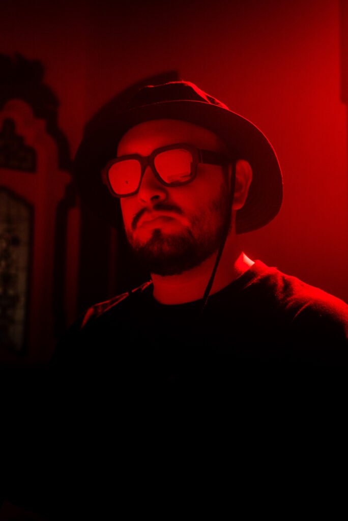 RONI MARTINEZ PRESS 10